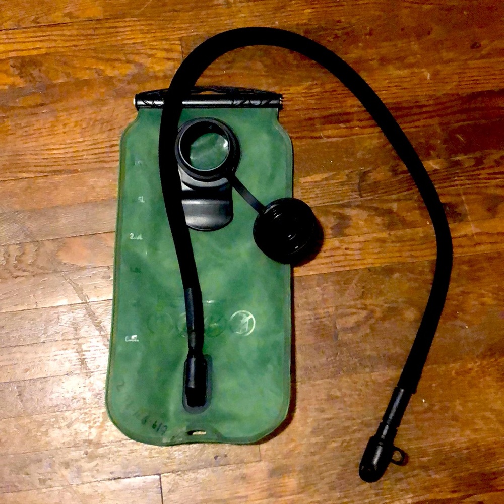 Hiking Bladder Backpacking or Day Use 2 Liter